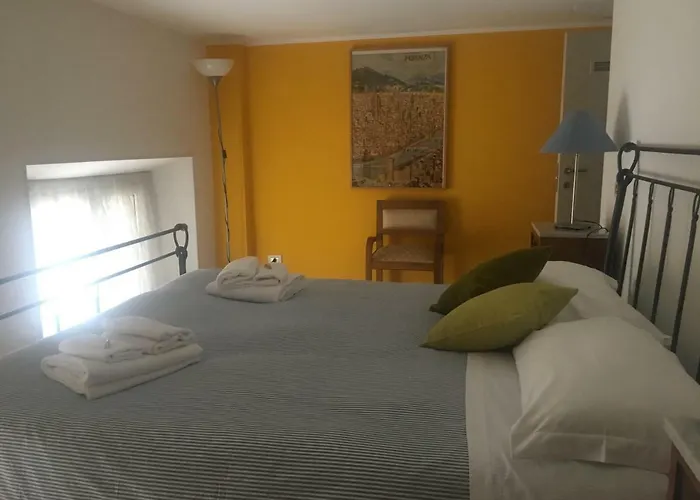 Manzoni Apartment *